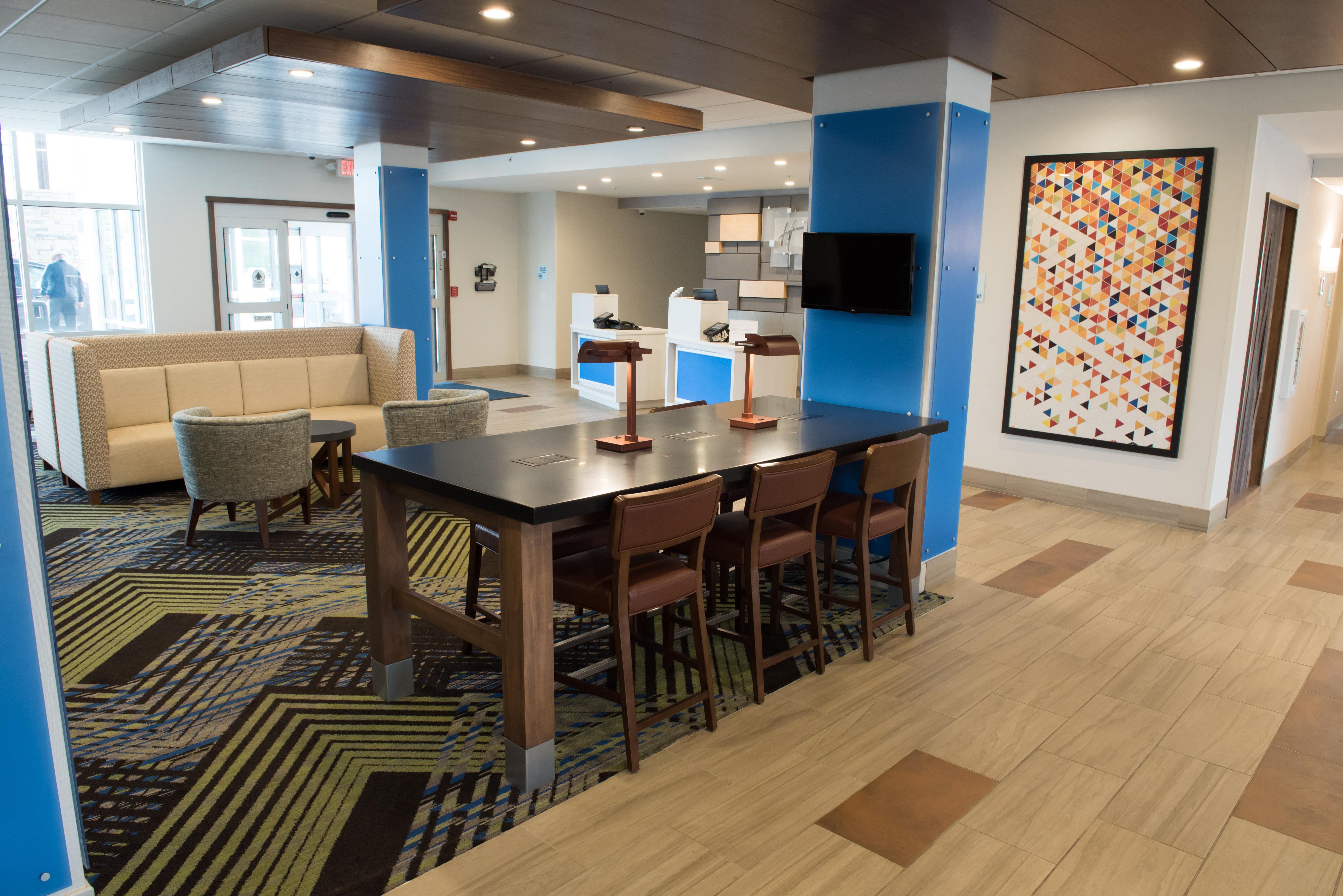 Holiday Inn Express & Suites - Dayton Southwest By Ihg מראה חיצוני תמונה